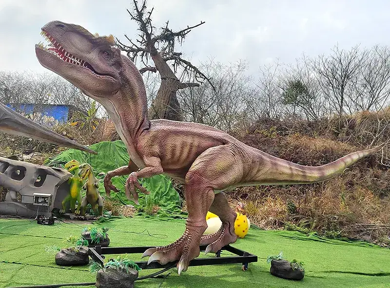 Alosaurio animatrónico, una de las figuras que suministramos para exposiciones — dinosaurios en A Coruña