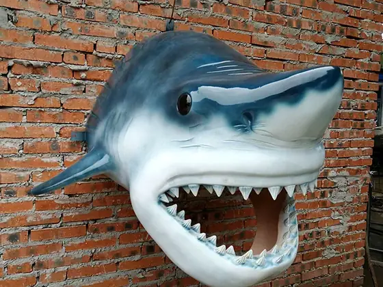 Cabeza de tiburón mural