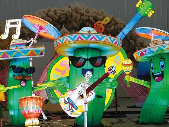 Escena luminosa LED de insectos músicos con sus instrumentos