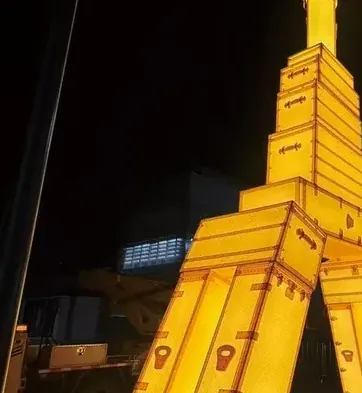Faroles, monumentos y fantasía