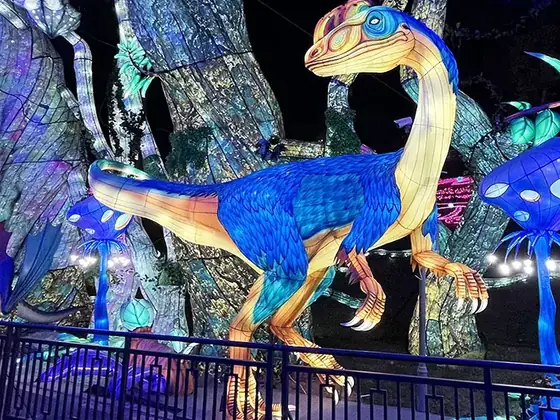 Velociraptor luminoso LED